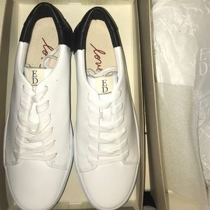 Ed by ellen sneakers